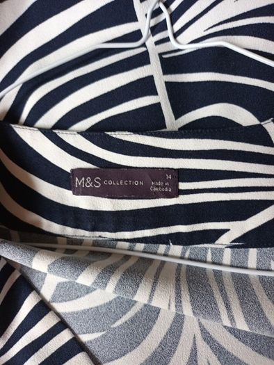 M&S Collection  Dress.    S. 14.  Going to the Charity  Shop  8th  November  2024.