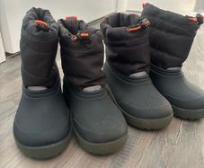 kids snow boots