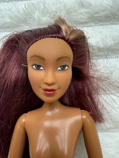 Mattel Flavas Tika Barbie Doll 2003 B7581 Used Please look at the pictures