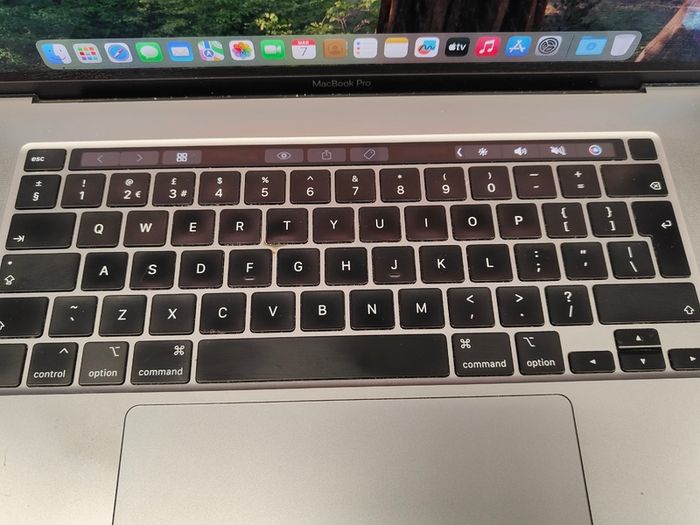 2019 Apple MacBook Pro 16" A2141 2.6GHz 6core i7 16GB 500GB Sequoia 15.3.1 (Battery Cycle: 645)