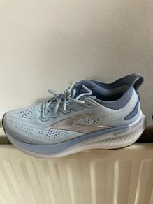Brooks runners