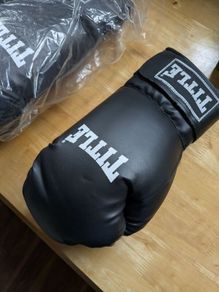 boxing gloves new unused