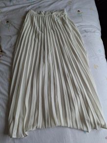 Mango.maxi skirt off white