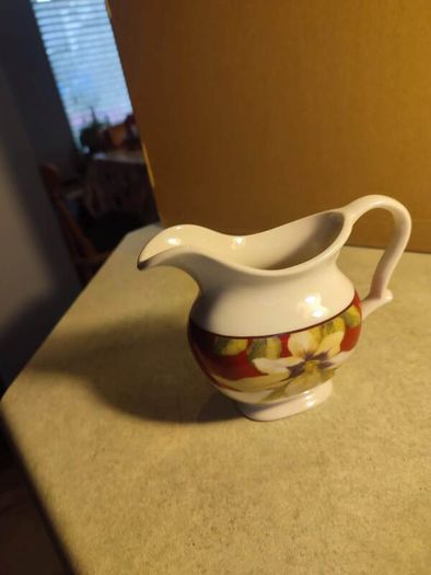 222 Fifth Belize Creamer , Floral on White ' Small Pitcher ,MILK JUG