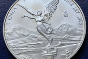 Mexico Goddess of Victory Libertad 1 oz Silver 2012 UNC