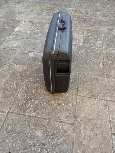 samsonite suitcase