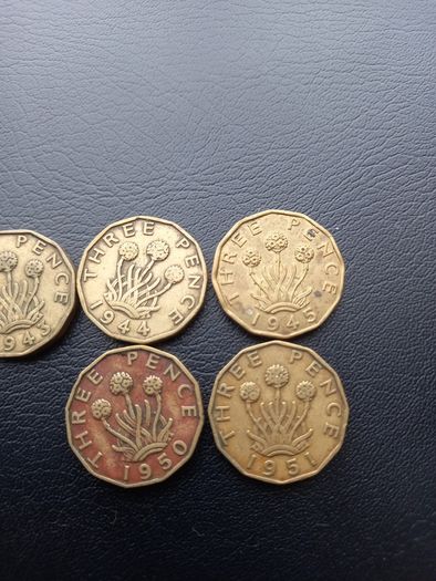 1937-1952 Threepence.