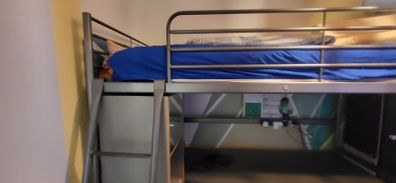loft bed