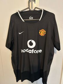 Manchester United 2003/05 Away Shirt