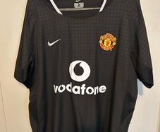 Manchester United 2003/05 Away Shirt