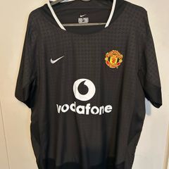 Manchester United 2003/05 Away Shirt