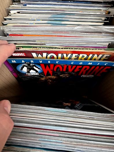 Marvel & DC Long Comic Box w 300 comics for Sale