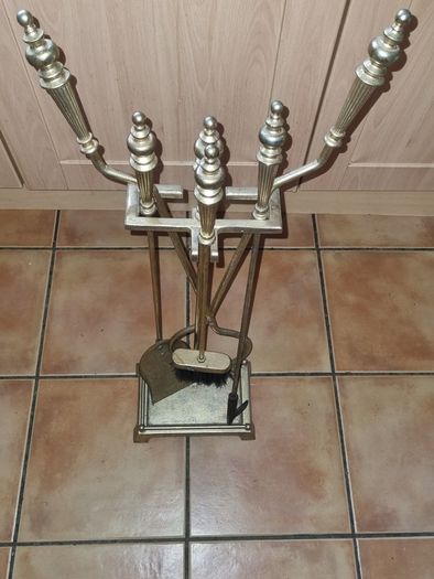 Classic brass fireplace accessories set