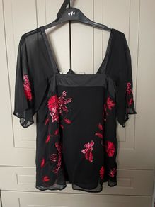 Silk  Coast top