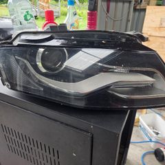 Audi a4 b8 head light