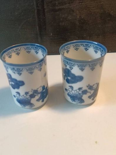2 X Vintage Karako Nabeshima Hand painted Cups