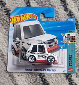 Hot Wheels - Tooned Volkswagen Golf MK1