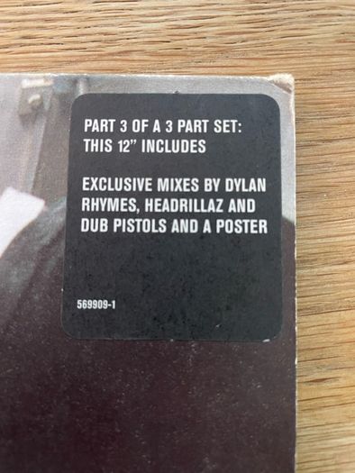 Dust Junkys - Nothin Personal - 12" Vinyl Single ( Dub Pistols / Dylan Rhymes / Headrillaz Mixes ) - 1998 Polydor