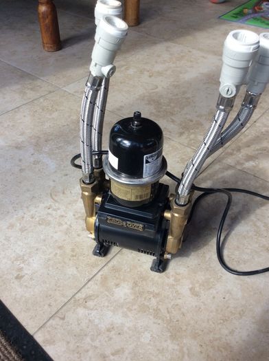Cross Over water pump
