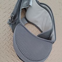 Baby hip seat