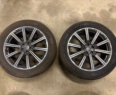 Audi 20-inch alloy wheels with Davanti tyres