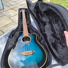 Aria Guitar and hard case