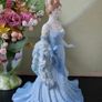 Coalport Figurine of the year 1999 Ladies Of Fashion" Debbie" Image 5