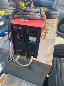 Plasma cutter