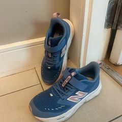New Balance Girls Trainers