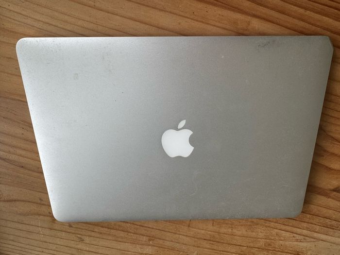 Apple Macbook Air 13' 2011