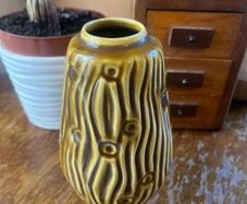 Celtic Kilrush Vintage Vase Wavy Bark Pattern Mustard Irish Pottery