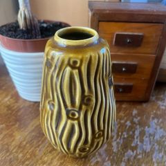 Celtic Kilrush Vintage Vase Wavy Bark Pattern Mustard Irish Pottery