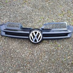 Vw Golf Mk5 Front Grill with Badge
