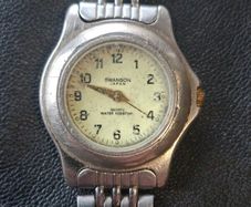 Vintage Swanson Japanese quartz ladies wristwatch.Working perfect - new battery