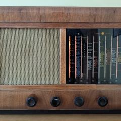 Vintage PYE Radio Fully restored