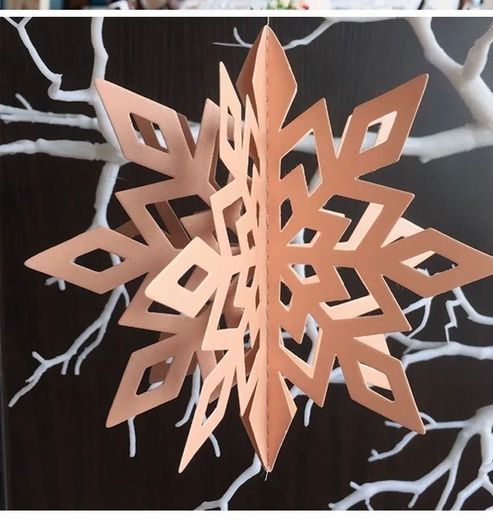 6pcs Gold Festive Hanging Snowflake Decorations - Perfect for Christmas, Birthdays, and Any Celebration