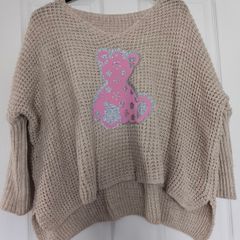 Sweater one size fits up to XL