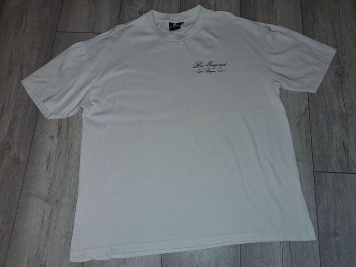 Bee Inspired Oversized T-Shirt - Size - Large - RRP - 50.00 - Open To Offers!!