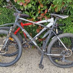 Giant mountain bikes