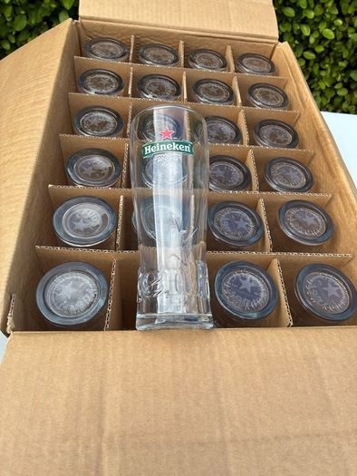 24 Heineken Pint Glasses.