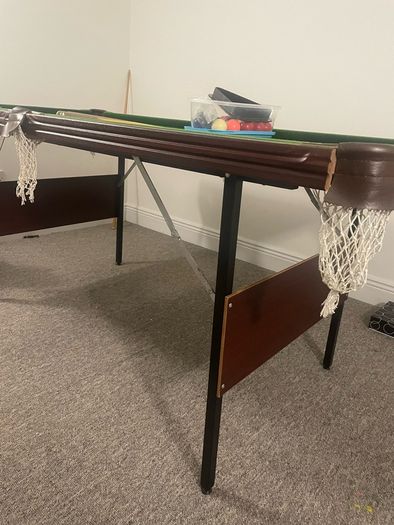 Pool table