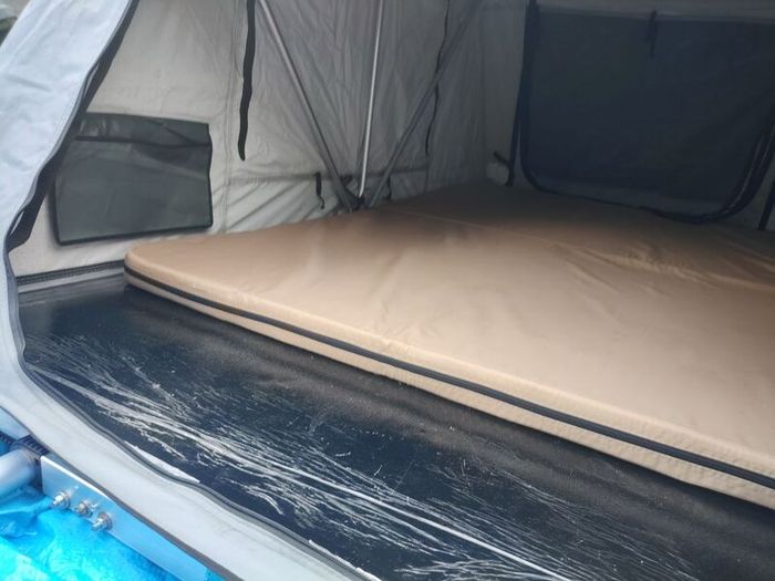 rooftop tent