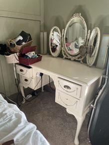 Vintage chest