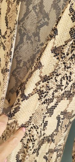 H&M python print midi Sz 8UK (Fit 8 to 10UK)