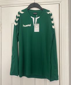 Sports top