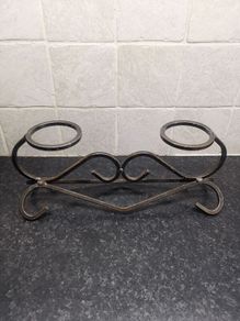 Metal candle holder