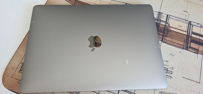 Apple MacBook  13 i5 512 16gb