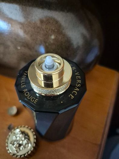 Versace Vanille Rouge