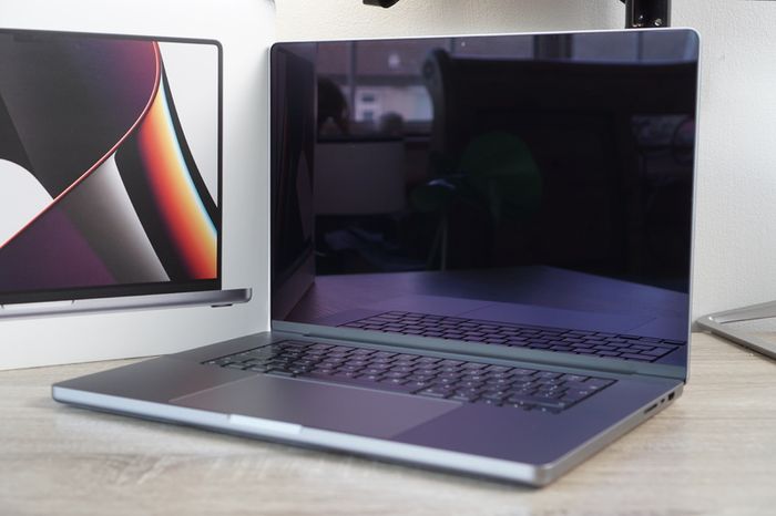 MacBook Pro 16 M1 Max 2021 | 32GB | 512GB | Like New, 100% Battery