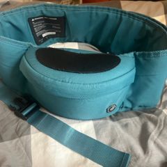 Hip seat carrier